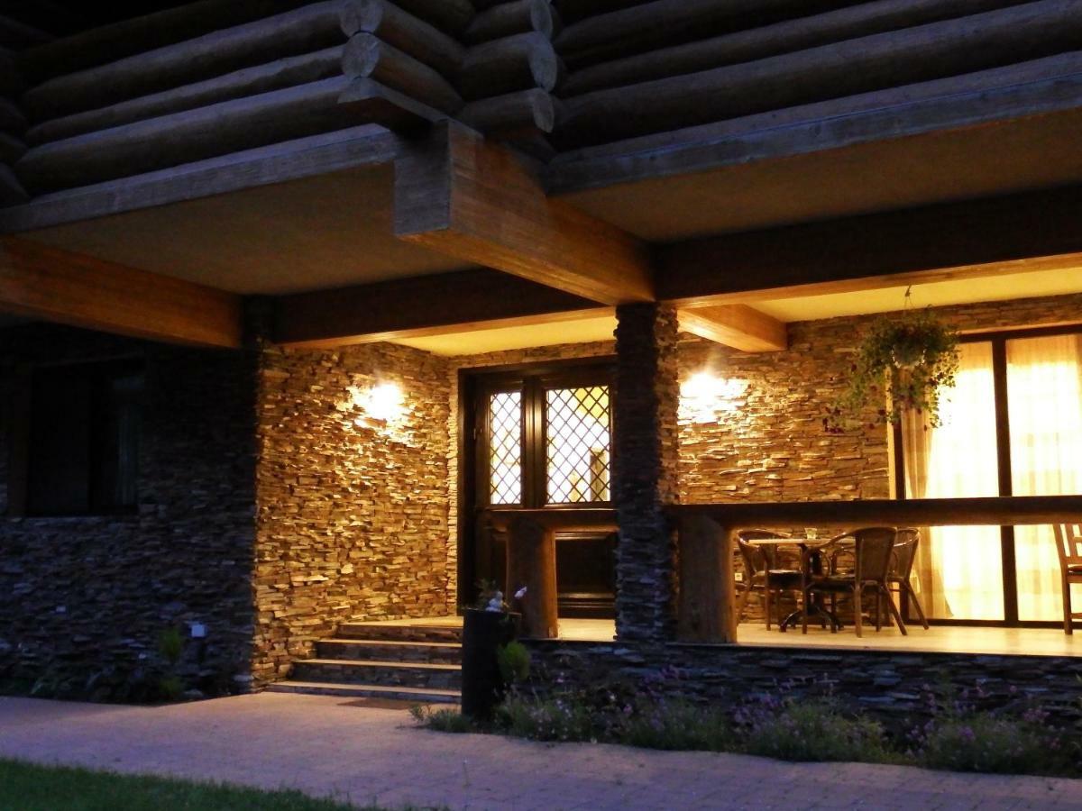 Casa Din Vale Hotel Sacuieu Ngoại thất bức ảnh